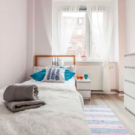 Apartment Mieszkanie W Centrum Gdyni - Parter *
